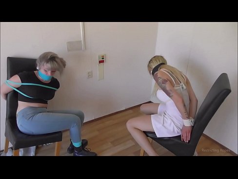 ❤️ Függő / Megkötözve és betömve / Szűzlány a bajban ❌ Pornó videó at hu.battlepass-bonuse.ru ️