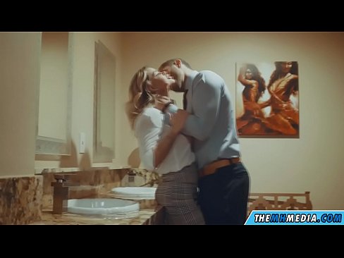 ❤️ Amikor egy bögyös szőke elcsábít egy nyilvános WC-ben ❌ Pornó videó at hu.battlepass-bonuse.ru ️